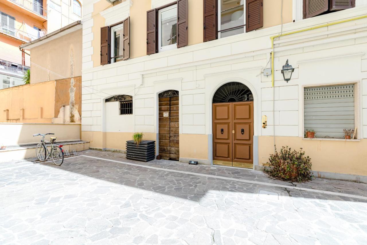 Cavour Luxury Home Рим Екстериор снимка